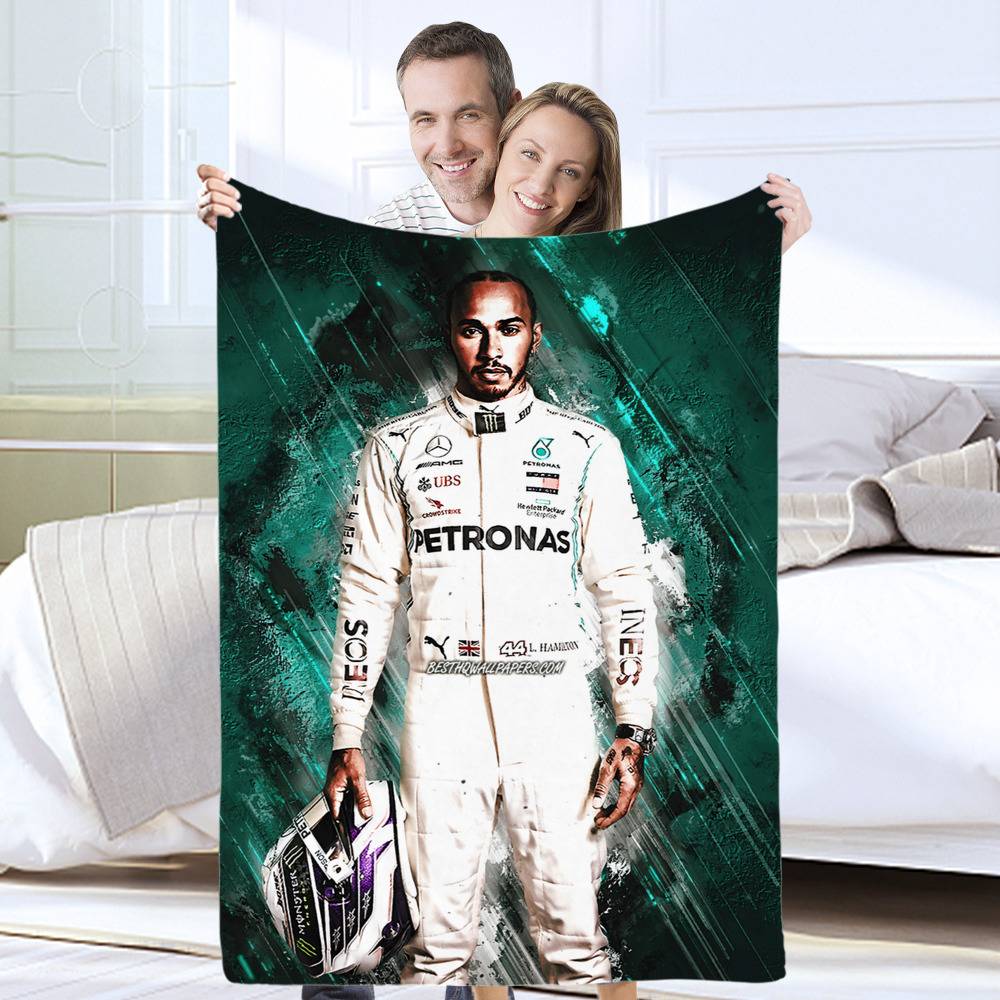 350258f60080b25bf0ca3f2a34a06b00 - Lewis Hamilton Store