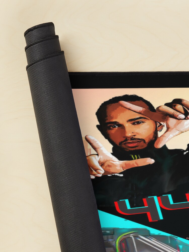 urdesk mat rolltall portrait750x1000 15 - Lewis Hamilton Store