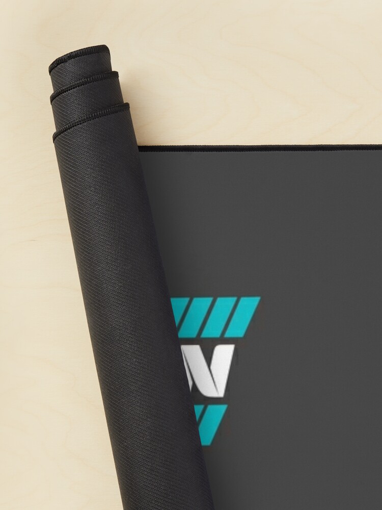 urdesk mat rolltall portrait750x1000 27 - Lewis Hamilton Store